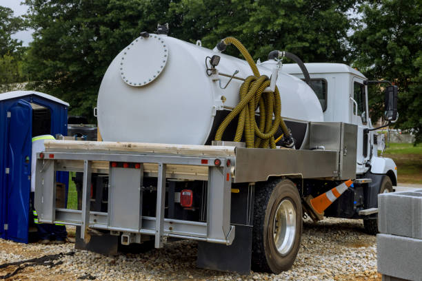 Professional porta potty rental in Oregon, IL